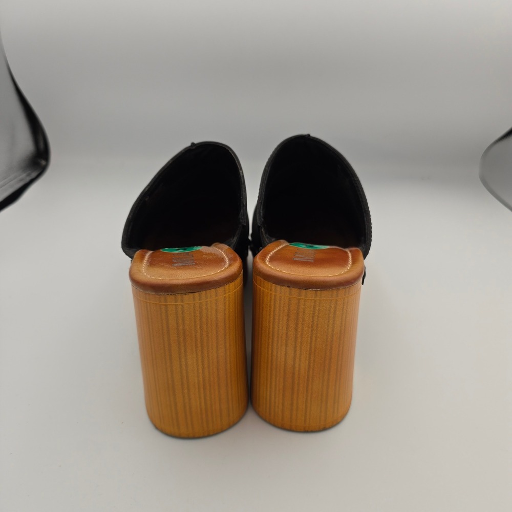MIA Black Vegan Leather Studded Platform Clogs Wood Block Heel Mules Mens Size 8 - Picture 5 of 7